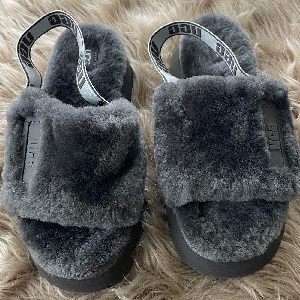 UGG Wmns Fluff Yeah Slide
